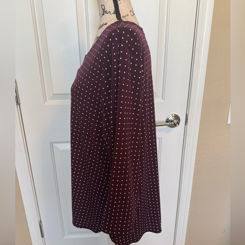 EUC Calvin Klein Women’s Plum with White Polka Dot Top 3/4 Sleeve Size XL - Picture 4 of 6